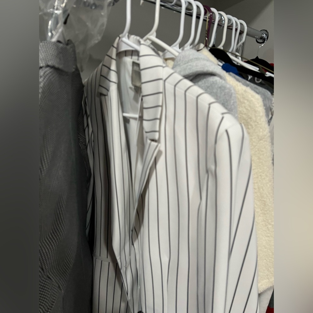 NWT ASOS Design white pinstripe suit blazer size us 2 - Picture 4 of 5